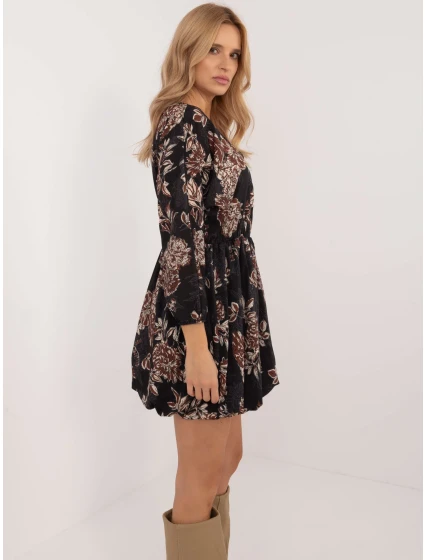 Šaty DHJ SK 19861 6.42 černá Šaty DHJ SK 19861 6.42 černá