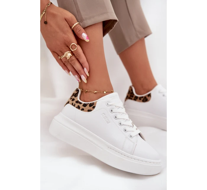 Dámské tenisky na platformě Big Star – bílé Dámské tenisky na platformě Big Star – bílé