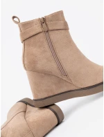 Luxusní hnědé kotníčkové boty dámské na klínku Luxusní hnědé kotníčkové boty dámské na klínku
