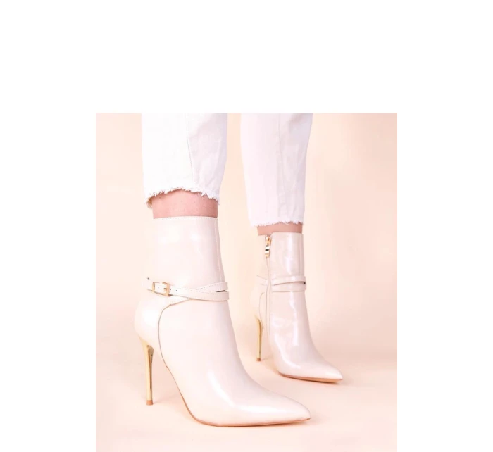 Boty na podpatku model 221026 Solea Boty na podpatku model 221026 Solea