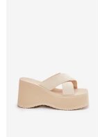Dámské Pantofle Na Klínu A Platformě Béžové Sevolee Dámské Pantofle Na Klínu A Platformě Béžové Sevolee