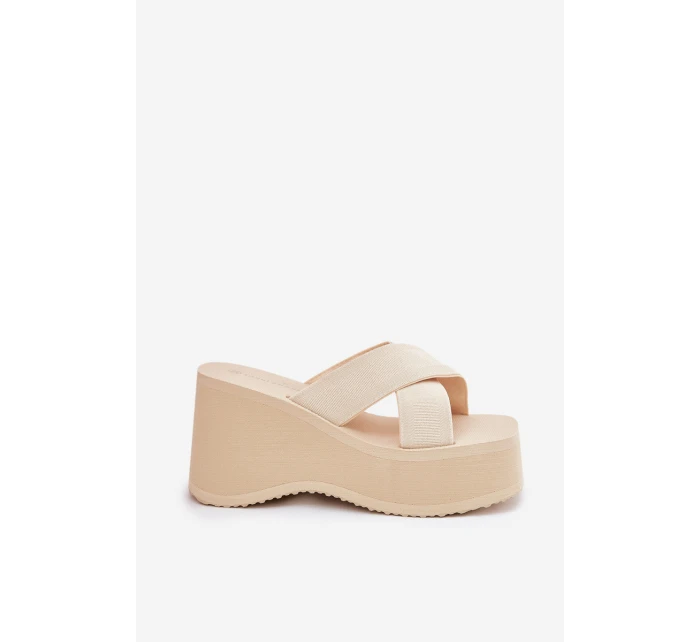 Dámské Pantofle Na Klínu A Platformě Béžové Sevolee Dámské Pantofle Na Klínu A Platformě Béžové Sevolee