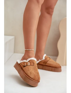 Dámské pantofle na silné podrážce s kožešinou a sponou Camel Linneola
