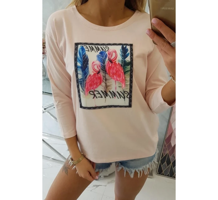 Halenka s 3D grafikou plameňáka pudrově růžová