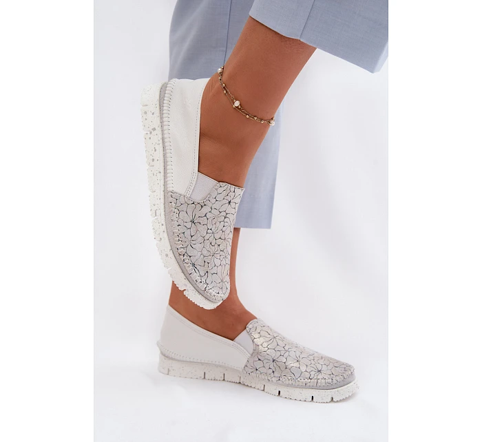 Dámské nazouvací kožené polobotky Maciejka 03512-70 Bílá-Stříbrná