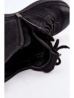 Dámské kožené zateplené kotníkové boty model 22368355 černé - Artiker Dámské kožené zateplené kotníkové boty model 22368355 černé - Artiker