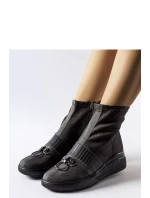 Boty na klínovém podpatku model 206514 Solea Boty na klínovém podpatku model 206514 Solea