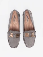 Moderní polobotky šedo-stříbrné dámské na klínku Moderní polobotky šedo-stříbrné dámské na klínku