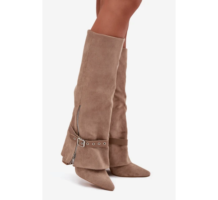 Dámské kozačky nad koleno na sloupkovém podpatku s ozdobným páskem Jolivine – béžové