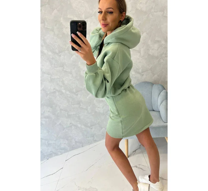 Zateplené šaty s obálkovým model 18752812 tmavě mátové barvy - K-Fashion Zateplené šaty s obálkovým model 18752812 tmavě mátové barvy - K-Fashion