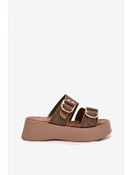 Dámské platformové pantofle se zlatými sponami olivové Nelirae