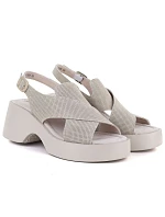 Dámské kožené sandály na platformě béžové S.Barski model 22099407 Dámské kožené sandály na platformě béžové S.Barski model 22099407