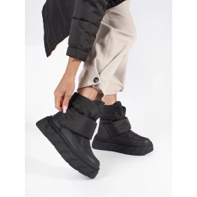Komfortní dámské  sněhule černé platforma