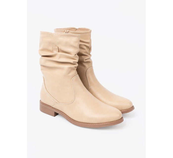 Pohodlné kotníčkové boty dámské hnědé na plochém podpatku Pohodlné kotníčkové boty dámské hnědé na plochém podpatku