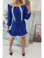 Chrpové šaty s otevřenými rameny a krajkou Chrpové šaty s otevřenými rameny a krajkou