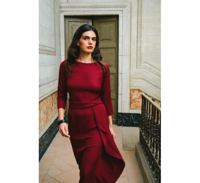 Šaty s volánkem S425 bordó - Stylove Šaty s volánkem S425 bordó - Stylove