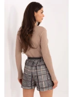 Kraťasy s sukňovou dolní částí model 221576 Italy Moda