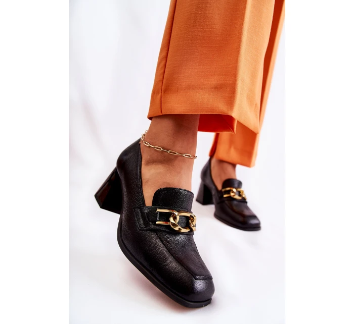 Kožené lodičky s řetízkem model 21592777 Black - Laura Messi
