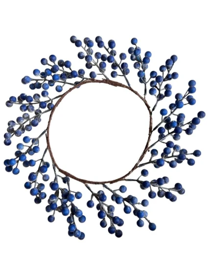 OZDOBNÝ VĚNEC Z JEŘABIN 30 CM