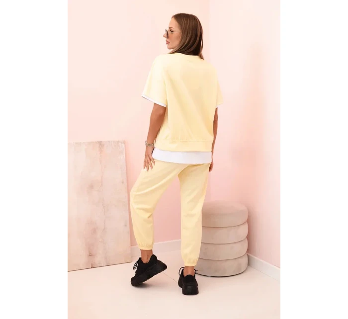 Dámská máslová souprava s krátkým rukávem a kalhotami žlutý Dámská máslová souprava s krátkým rukávem a kalhotami žlutý