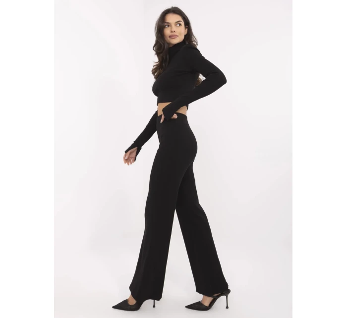 Souprava RV KMPL 7361.18P černá Souprava RV KMPL 7361.18P černá