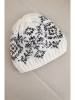 Dámská zimní vlněná čepice s ozdobnými krystalky K399 černá