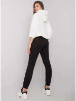 Souprava RV KMPL 6918.04 bílá a černá Souprava RV KMPL 6918.04 bílá a černá