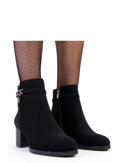 Boty na podpatku  model 218815 Solea