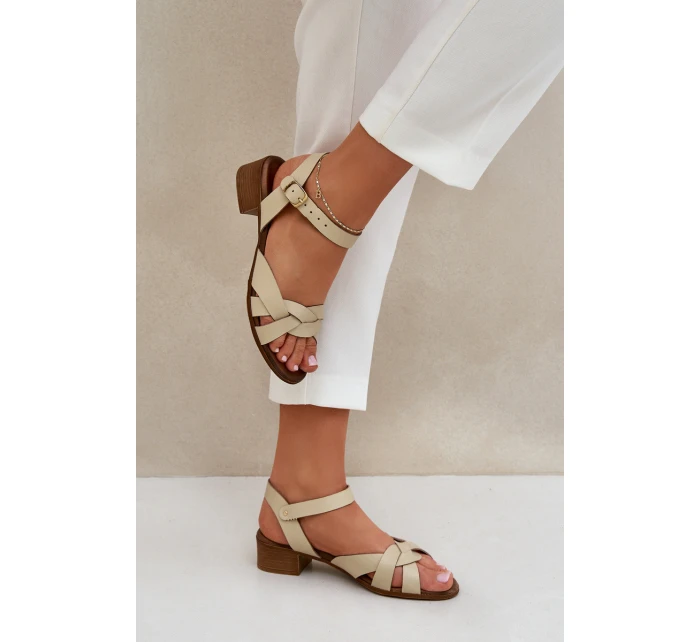 Kožené sandály na jemném podpatku světle béžové Zazoo 40372