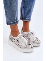 Dámská kožená polobotka s ažurovým vzorem model 21646208 Světle šedá - Zazoo