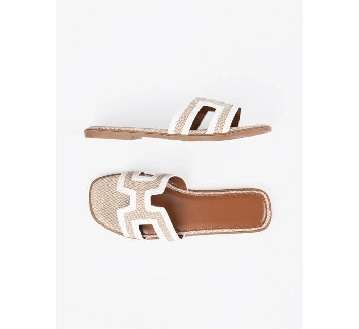 Designové dámské bílé  nazouváky na plochém podpatku