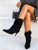 Botki damskie zamszowe na czarne model 22347582 - FashionStreet Botki damskie zamszowe na czarne model 22347582 - FashionStreet