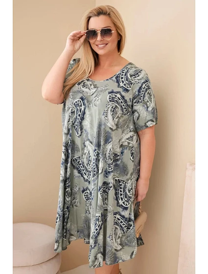 Dámské viskózové šaty Plus Size s krátkým rukávem a model 22043104 střihem khaki - K-Fashion