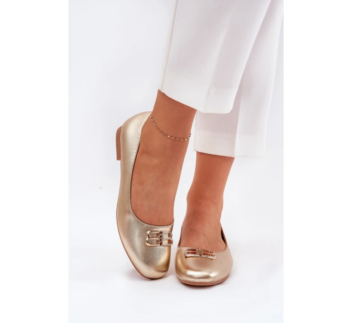 Elegantní Dámské Baletky S Dekorací model 21690098 Zlaté - VINCEZA Elegantní Dámské Baletky S Dekorací model 21690098 Zlaté - VINCEZA
