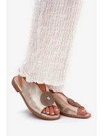 Lesklé Dámské Sandály S Dekorativním Detalem model 21691490 Zlaté - S.Barski Lesklé Dámské Sandály S Dekorativním Detalem model 21691490 Zlaté - S.Barski