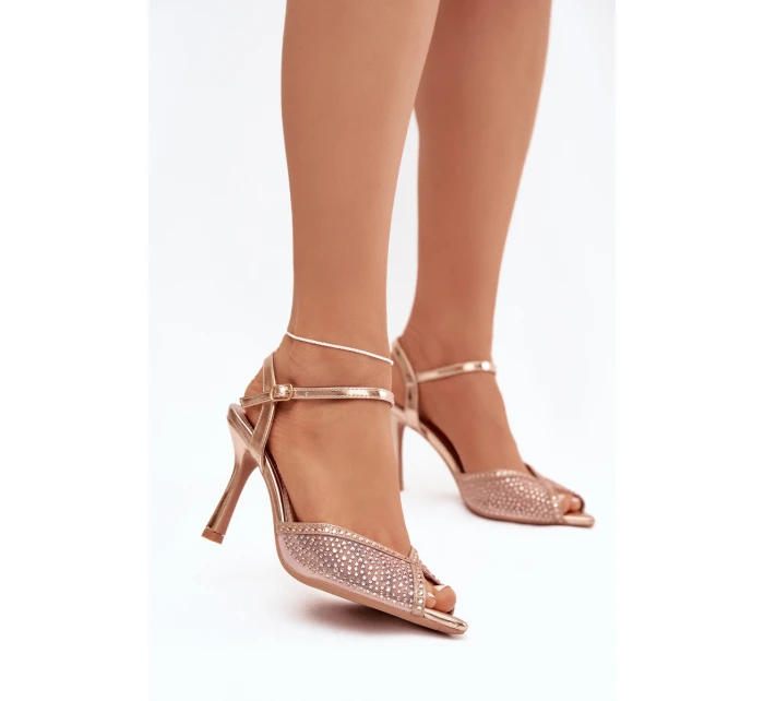 Dámské sandály na podpatku se zdobením model 21821807 - Boto