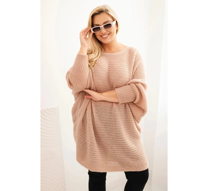 Svetr dámský Plus Size s model 21798605 pončo pudrově růžový - K-Fashion Svetr dámský Plus Size s model 21798605 pončo pudrově růžový - K-Fashion