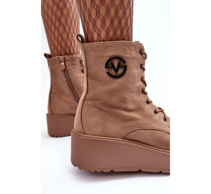 Botky Na Masivní Platformě Bežové model 21634150 - VINCEZA