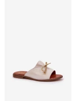 Kožené Ploché Elegantní Sandály S Mašlí Lewski Zlaté model 21684466 - Boto Kožené Ploché Elegantní Sandály S Mašlí Lewski Zlaté model 21684466 - Boto