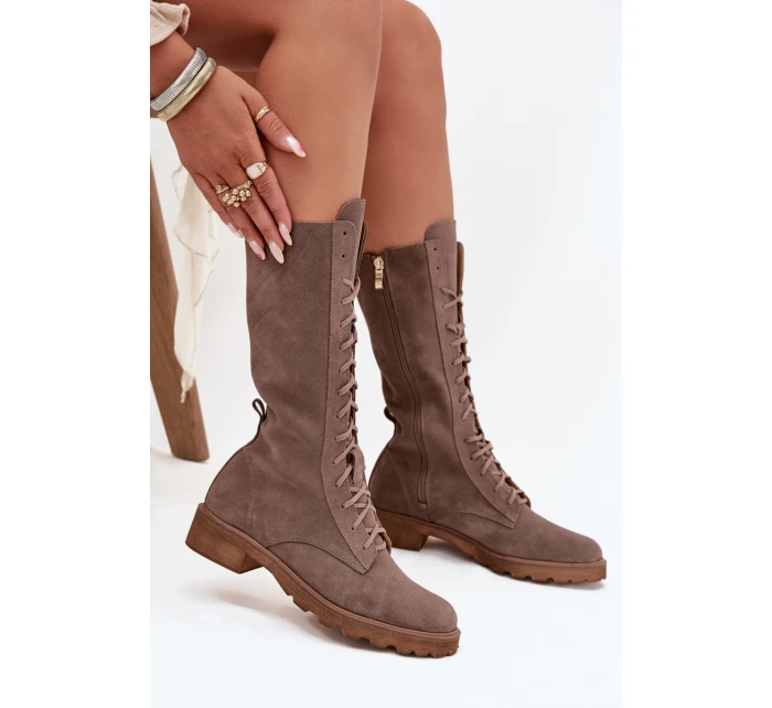Semišové kotníkové boty s šněrováním do   tmavě béžové model 21707544 - Zazoo