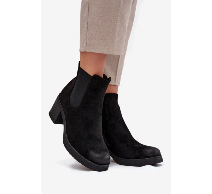 Dámské kotníkové boty na podpatku vyhřívané černé model 21707445 - Boto Dámské kotníkové boty na podpatku vyhřívané černé model 21707445 - Boto