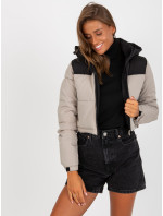 Černo-béžová krátká zimní bunda s kapucí