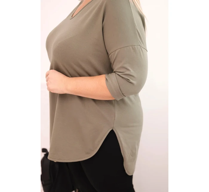 Dámská bavlněná blůza Plus Size s výstřihem do V a ohrnovacími rukávy khaki Dámská bavlněná blůza Plus Size s výstřihem do V a ohrnovacími rukávy khaki