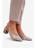 Kožené Dámské Sandály Na Podpatku Se model 21691268 - VINCEZA Kožené Dámské Sandály Na Podpatku Se model 21691268 - VINCEZA