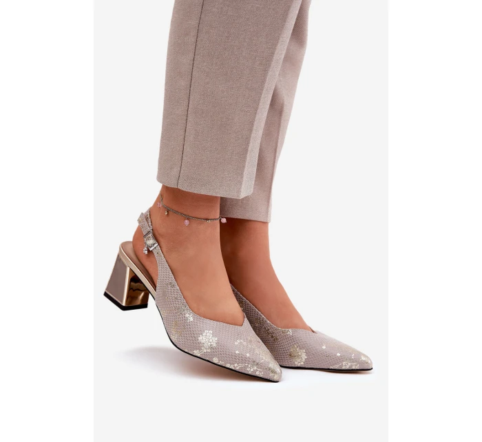 Kožené Dámské Sandály Na Podpatku Se model 21691268 - VINCEZA Kožené Dámské Sandály Na Podpatku Se model 21691268 - VINCEZA