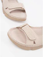 Originální hnědé dámské  sandály bez podpatku