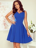 Rozšířené dámské šaty v chrpové barvě s výstřihem ve tvaru srdce model 7718529