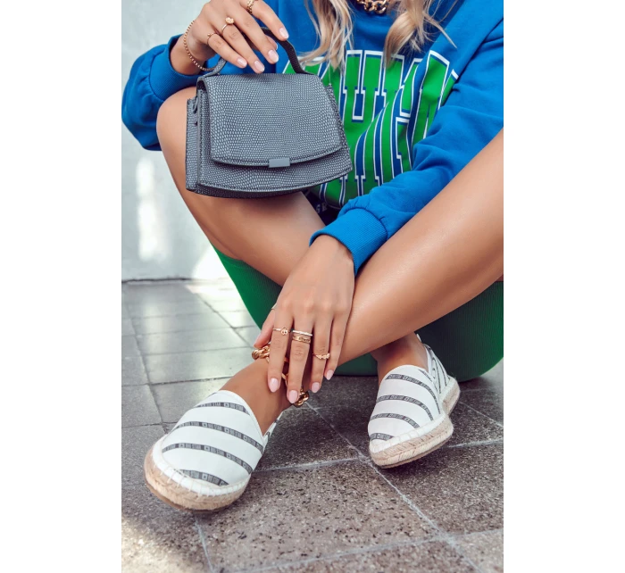 Dámské klasické espadrilky Big Star model 21580313 Bílé - Big Star Shoes Dámské klasické espadrilky Big Star model 21580313 Bílé - Big Star Shoes