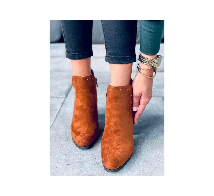 Dámské kotníkové boty na sloupkovém podpatku UK11P Hnědá Camel - Seastar