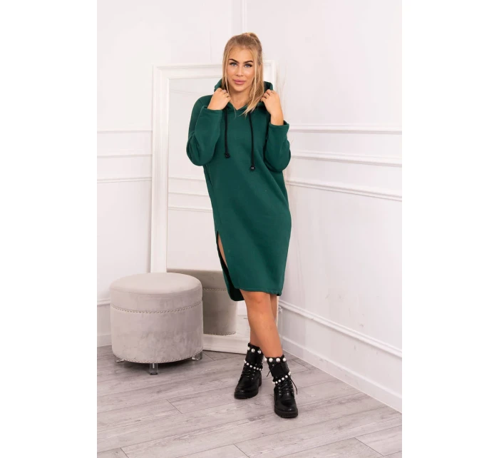 Šaty s kapucí a bočním rozparkem tmavě zelené